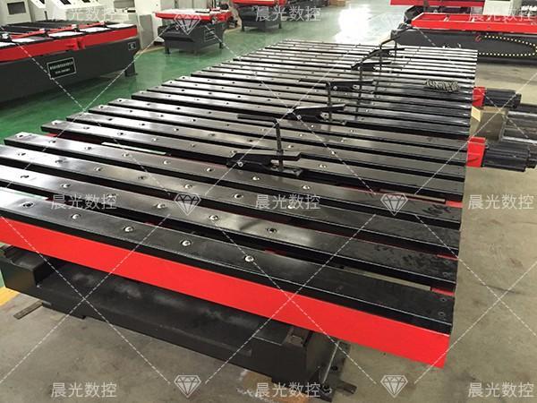 如何讓數(shù)控送料機(jī)防凍？