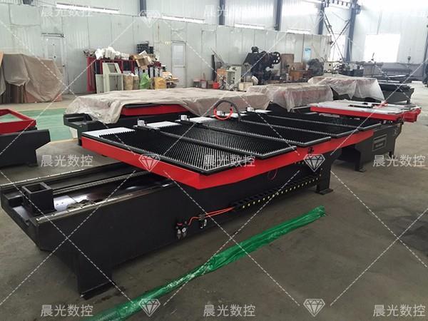 如何正確使用數(shù)控送料機(jī)？